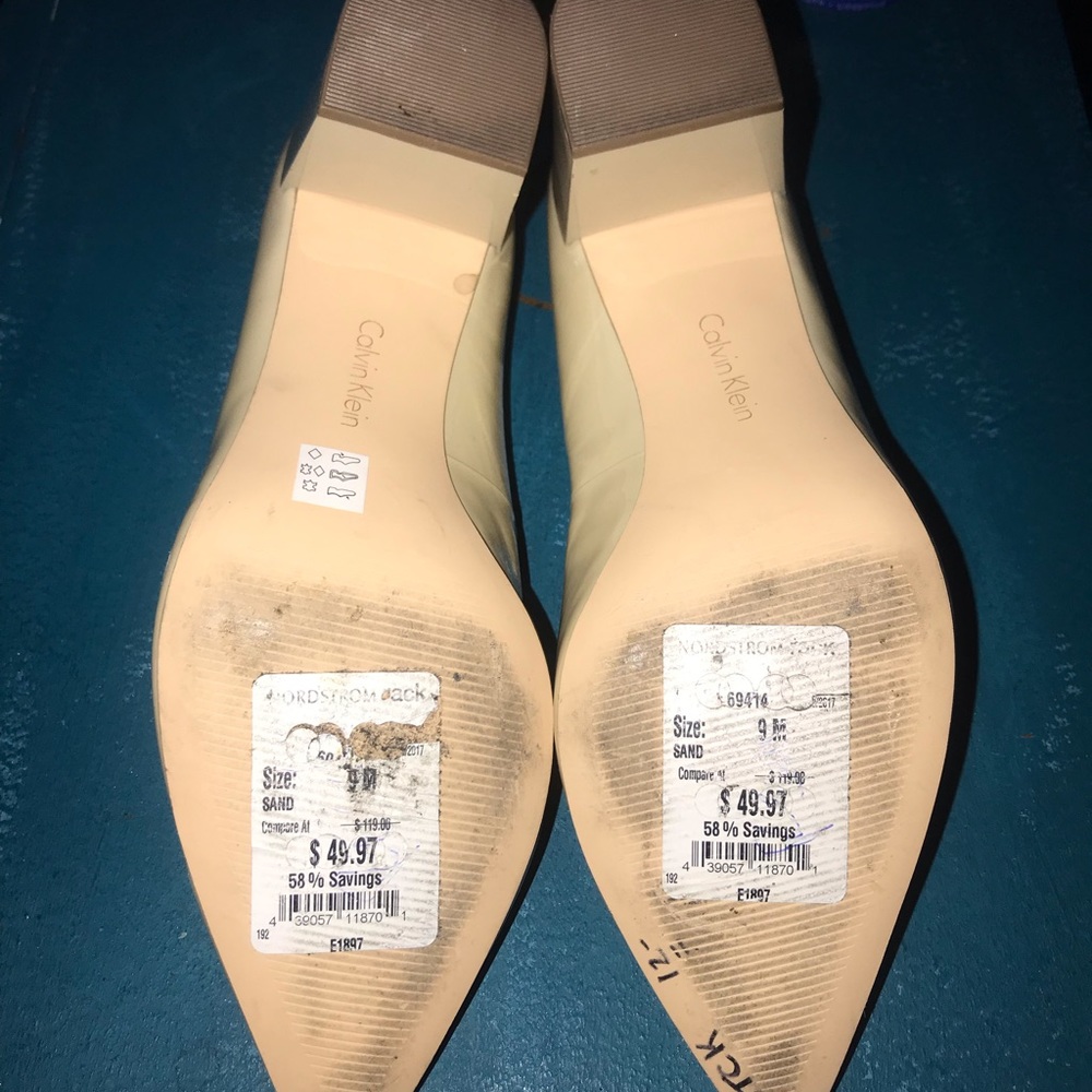 Calvin Klein Pointed Toes - Picture 3 of 3